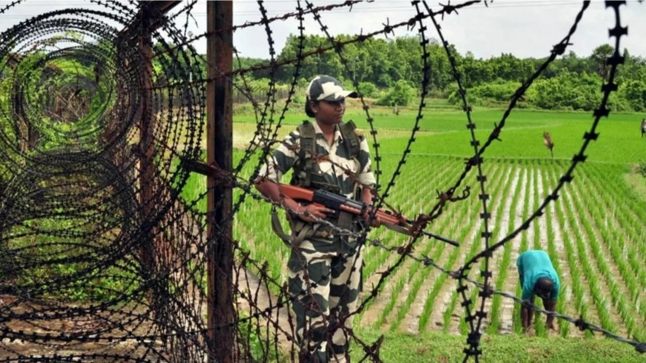 All gaps on India's border fences will be covered by 2022?